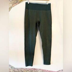 Outdoor l Voices Women's Green and Khaki Ribbed 7/8 Leggings Large